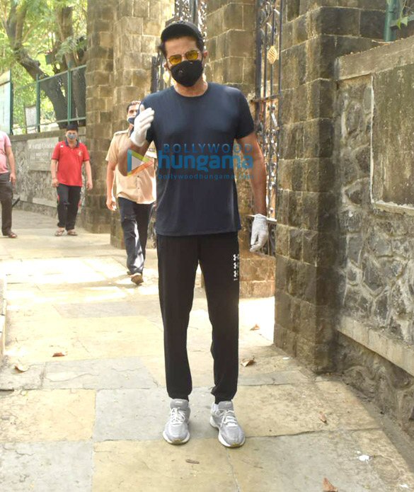 photos anil kapoor snapped at juhu 5