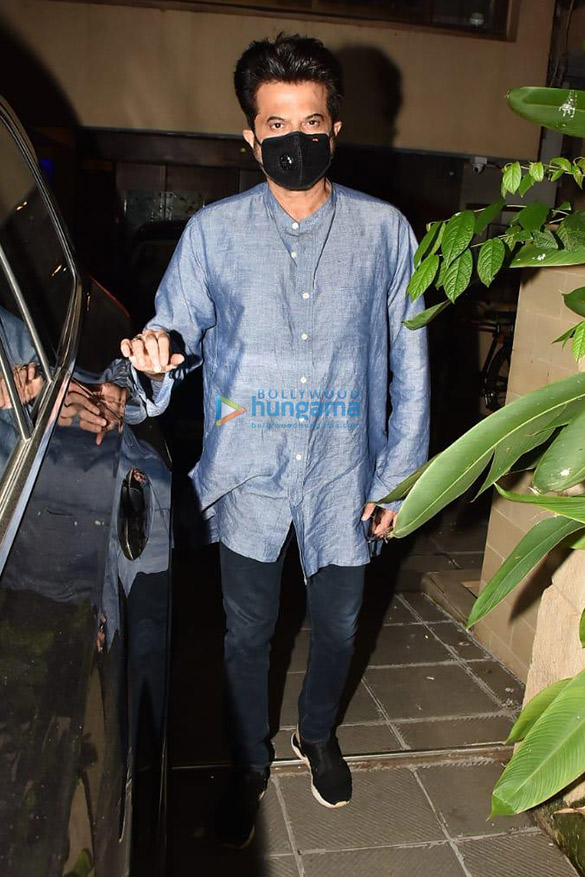 photos anil kapoor snapped at a clinic in bandra 2 3
