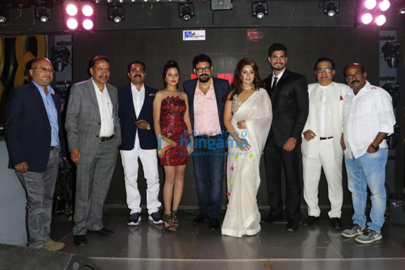 photos celebs grace the launch of the movie red 8