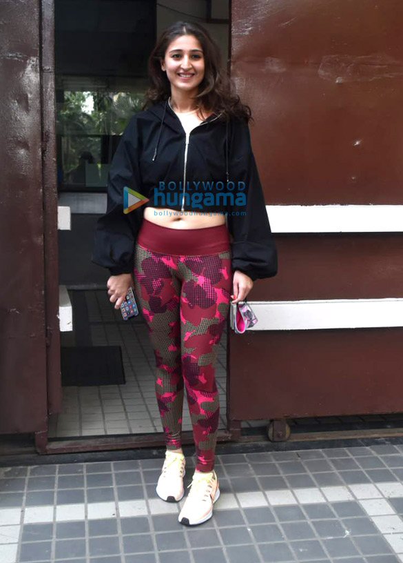 photos dhvani bhanushali snapped at t series office in andheri 3 2