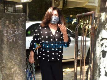 Photos: Farah Khan snapped outside a salon in Juhu