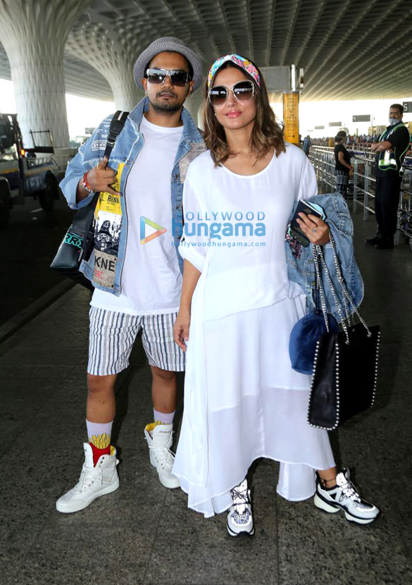 Photos: Hina Khan, Bhagyashree, Akanksha Puri and others snapped at the airport