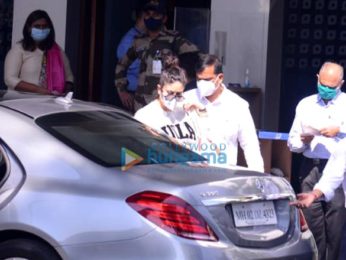 Photos: Kareena Kapoor Khan, Malaika Arora and Ahan Shetty snapped at the Kalina airport