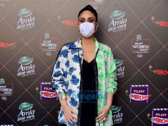 Photos: Kareena Kapoor Khan and Varun Dhawan spotted at Mehboob Studios