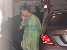 Photos: Kareena Kapoor Khan snapped in Bandra