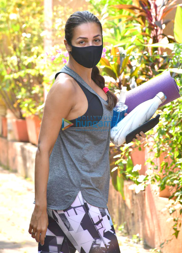 photos malaika arora spotted at diva yoga studio 2 7