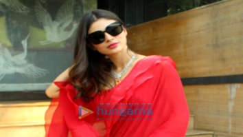 Photos: Mouni Roy snapped at Good Earth store in Juhu