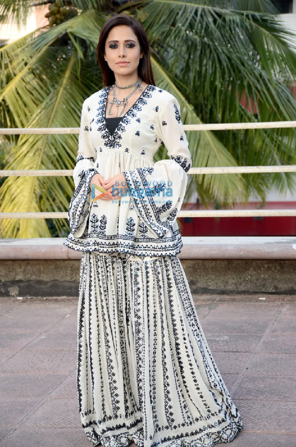 photos nushrat bharucha snapped promoting her film chhalaang 1