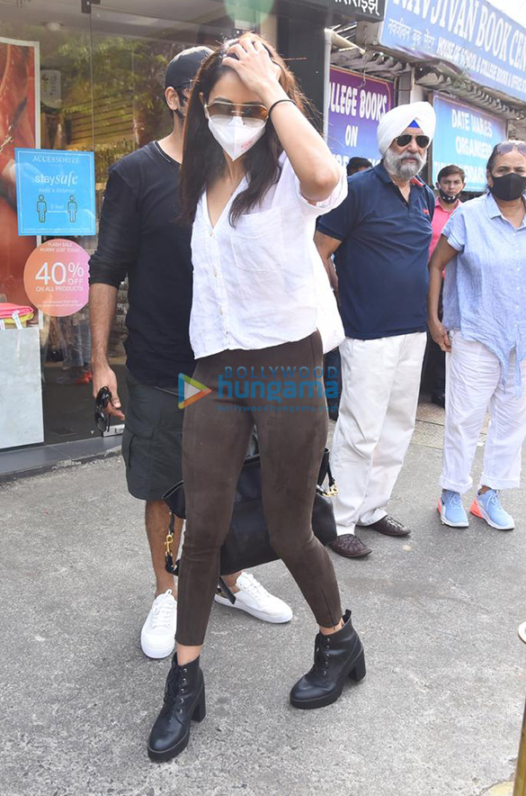 photos rakul preet singh and nitin mirani spotted at bastian in bandra 1