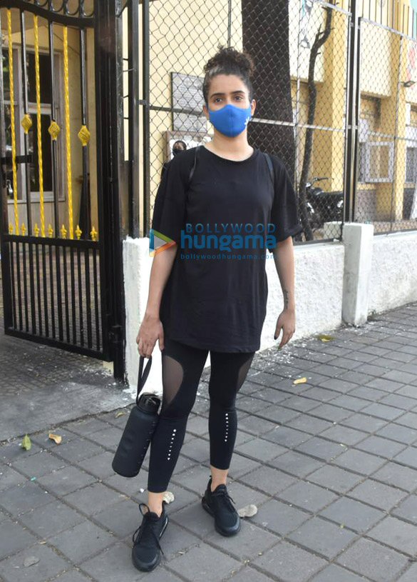 photos sanya malhotra snapped at a gym in juhu 3