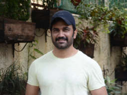 Photos: Sharad Kelkar snapped at a dubbing studio in Juhu