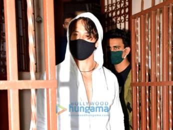 Photos: Tiger Shroff and Disha Patani spotted at dubbing studio