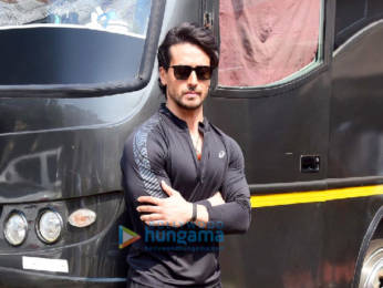 Photos: Tiger Shroff snapped at the suburban studio