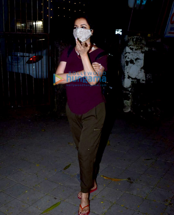 photos tisca chopra spotted at kromakay in juhu 2