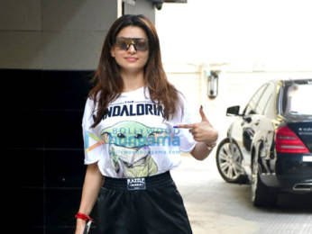 Photos: Urvashi Rautela spotted outside a salon