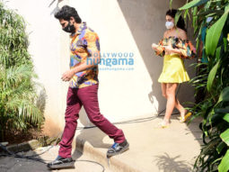 Photos: Varun Dhawan and Sara Ali Khan spotted in Bandra