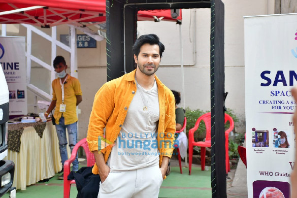 photos varun dhawan snapped while promoting coolie no 1