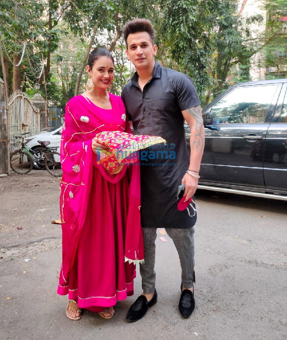 Photos: Yuvika Chaudhary and Prince Narula snapped celebrating Karva Chauth