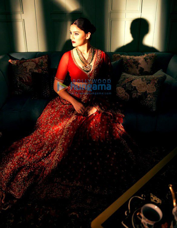 saiee manjrekar 2 2