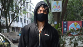 Tiger Shroff spotted at Avitesh Dubbing studio in Juhu