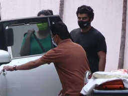 Arjun Kapoor and Sister Anshula Kapoor spotted leaving Hinduja Hospital Khar