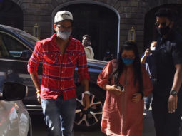 Bharti Singh & Haarsh Limbachiyaa snapped at NCB office