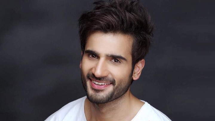 Fashion 101 with Karan Tacker is NOT to be missed Fashion 101 with Karan Tacker is NOT to be missed