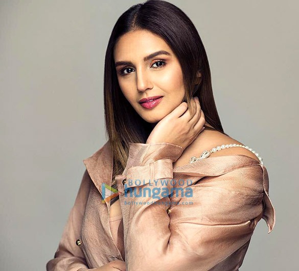 huma qureshi 32