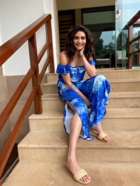 karishma tanna 2 4