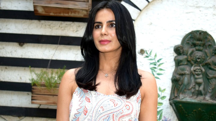 LOL- Kirti Kulhari: “Punishment for a person who FLIRTS with other people’s wives would be…”| RF