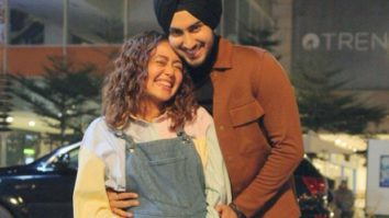 Neha Kakkar and Rohanpreet Singh expecting their first child? Singer posts a picture showing off her baby bump