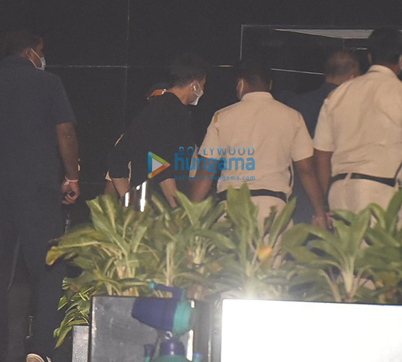 photos akshay kumar arrived to meet cm yogi adityanath 1