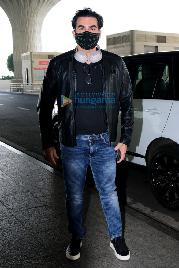 photos arbaaz khan snapped at the airport 1