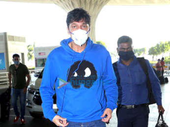 Photos Arjun Kapoor, Chunky Pandey, Sonu Sood and others snapped at the airport