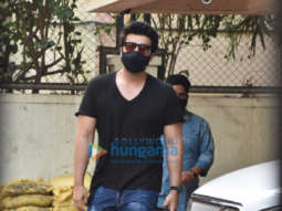 Photos: Arjun Kapoor snapped in Juhu