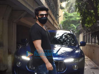 Photos: Arjun Kapoor snapped in Juhu