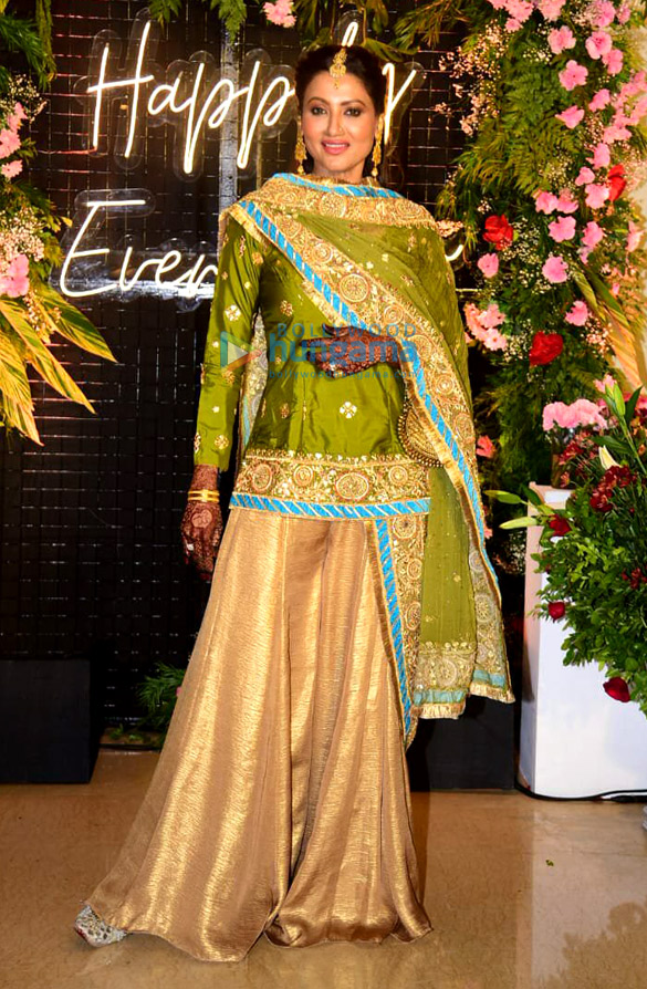 photos celebs snapped at gauahar khan and zaid darbars wedding reception 9