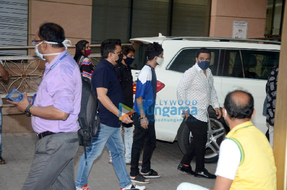 photos celebs spotted at ambani hospital to visit remo dsouza who suffered a heart attack 2
