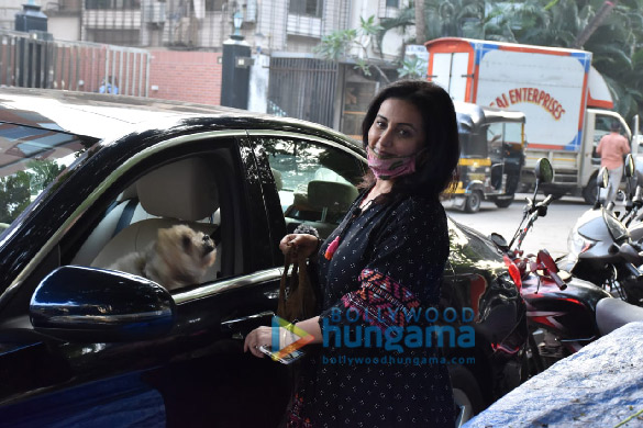 photos divya dutta snapped at salon in juhu 4