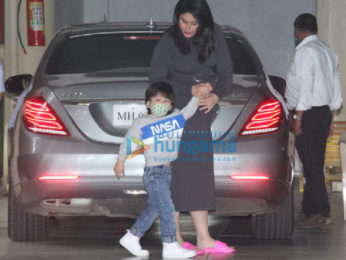 Photos: Kareena Kapoor Khan and Taimur Ali Khan snapped at Babita Kapoor's house
