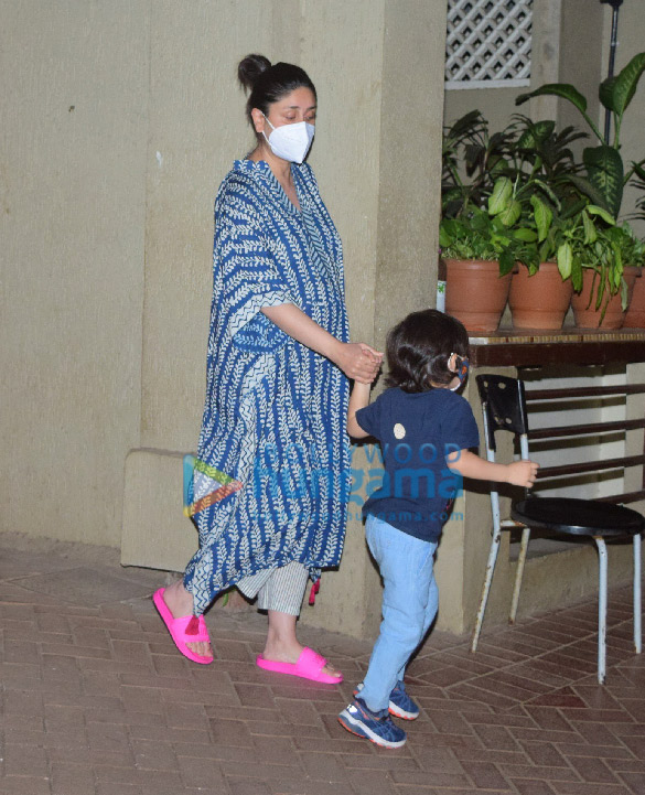 photos kareena kapoor khan with taimur ali khan and karisma kapoor spotted in bandra 2
