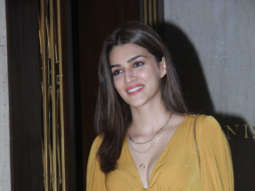 Photos Kriti Sanon, Janhvi Kapoor, Khushi Kapoor and others spotted at Manish Malhotra’s house in Bandra