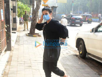 Photos: Raveena Tandon spotted in Khar