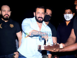 Photos: Salman Khan celebrates his birthday with family, friends at his Panvel farmhouse
