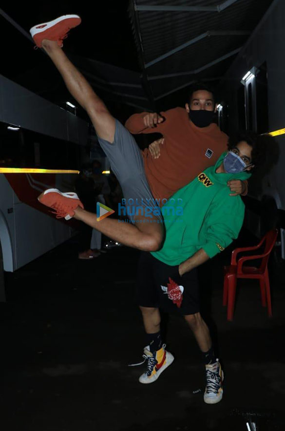 photos siddhant chaturvedi and ishaan khatter snapped on sets of bhoot police in filmcity 5