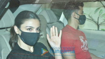 Photos: Soha Ali Khan and Kunal Kemmu spotted at clinic