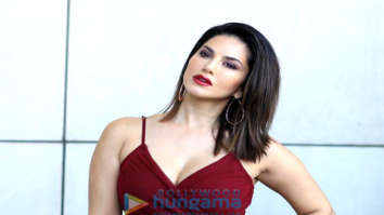 Photos: Sunny Leone snapped attending an event for Zoopy app
