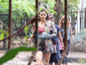 Photos: Taapsee Pannu spotted on location of a shoot in Bandra