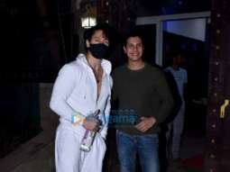 Photos: Tiger Shroff spotted outside a dubbing studio in Juhu