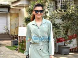 Photos: Urvashi Rautela snapped outside a store in Juhu